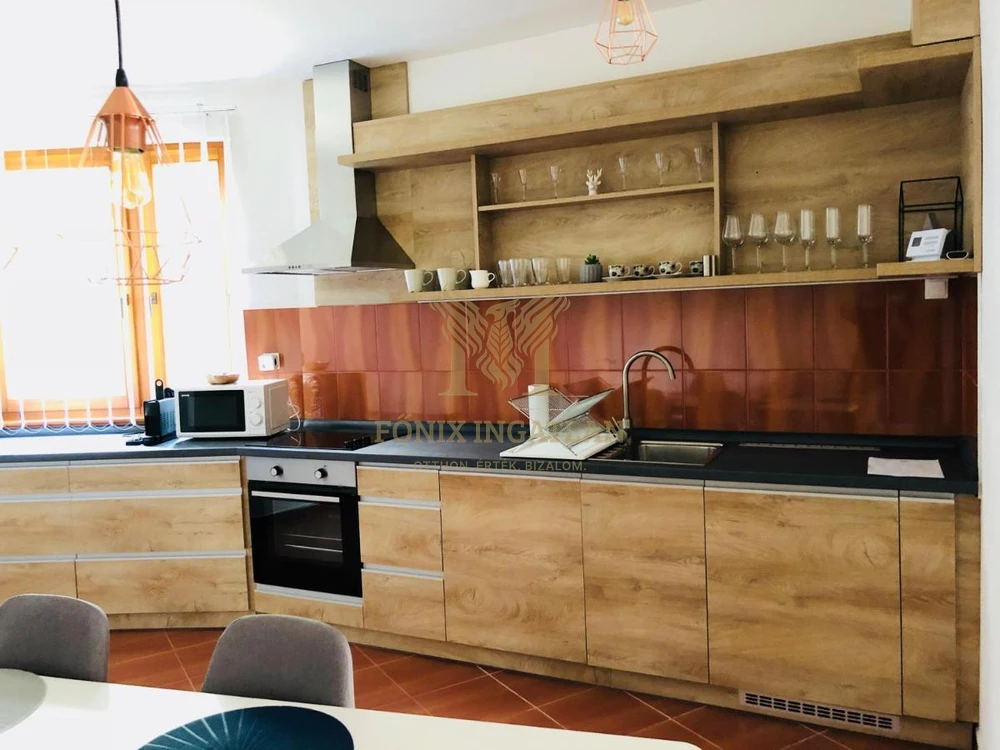 Modern luxuslakás Hévíz szívében – Befektetésre és otthonnak is tökéletes!