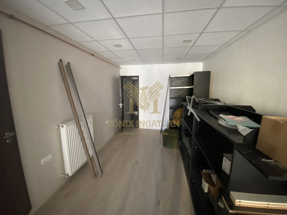 Eladó üzlethelyiség Hévíz sétálóutcájában!