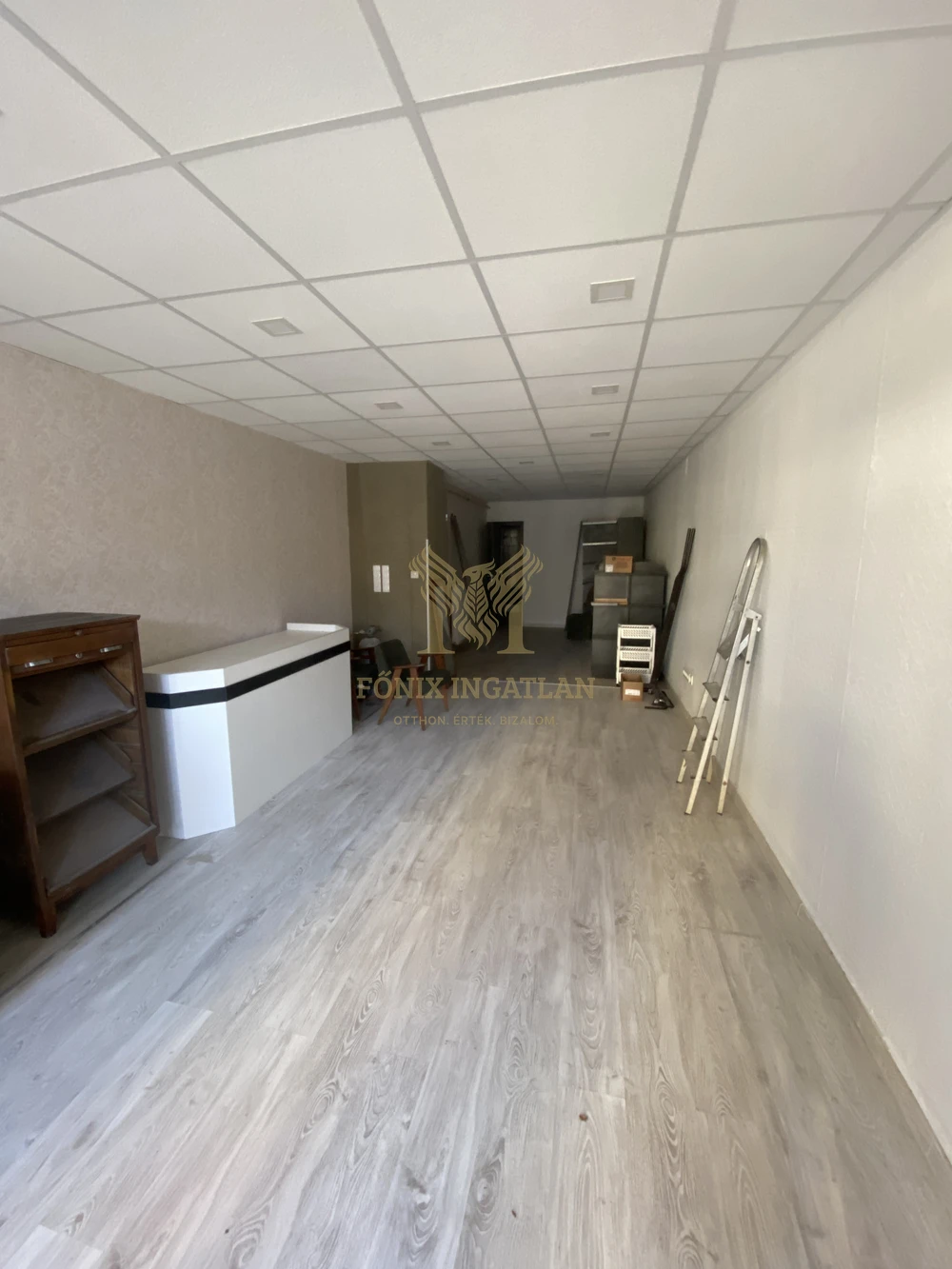 Eladó üzlethelyiség Hévíz sétálóutcájában!