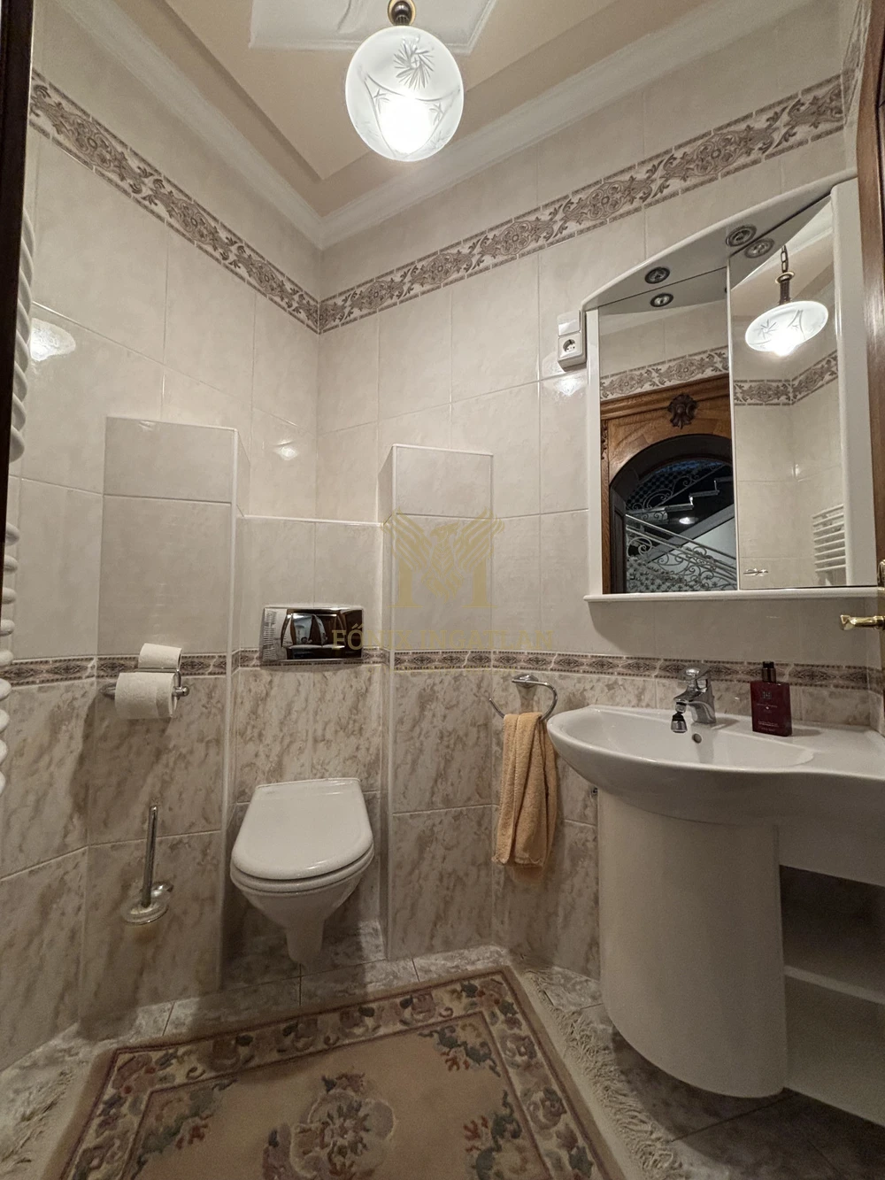 Luxus villa Dunakeszin VONZÓ ÁRON
