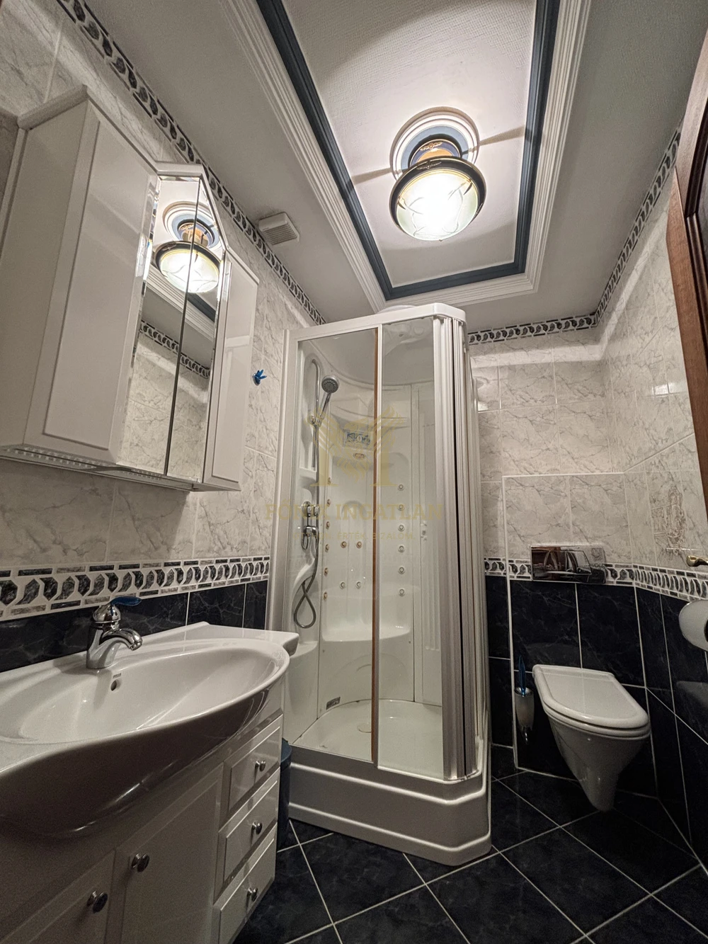 Luxus villa Dunakeszin VONZÓ ÁRON
