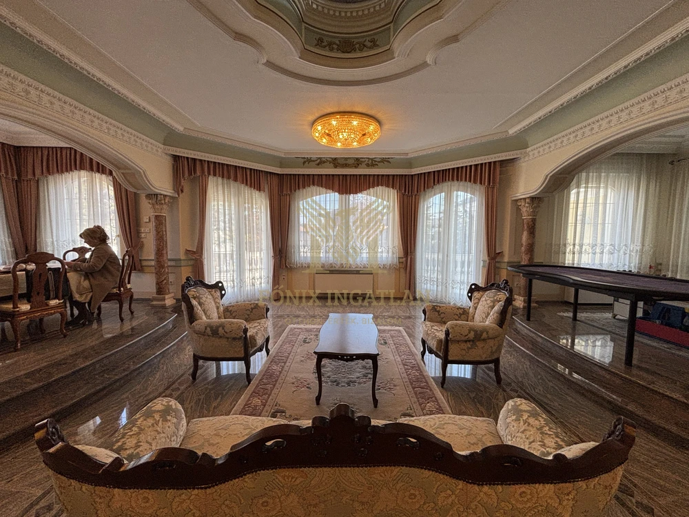 Luxus villa Dunakeszin VONZÓ ÁRON