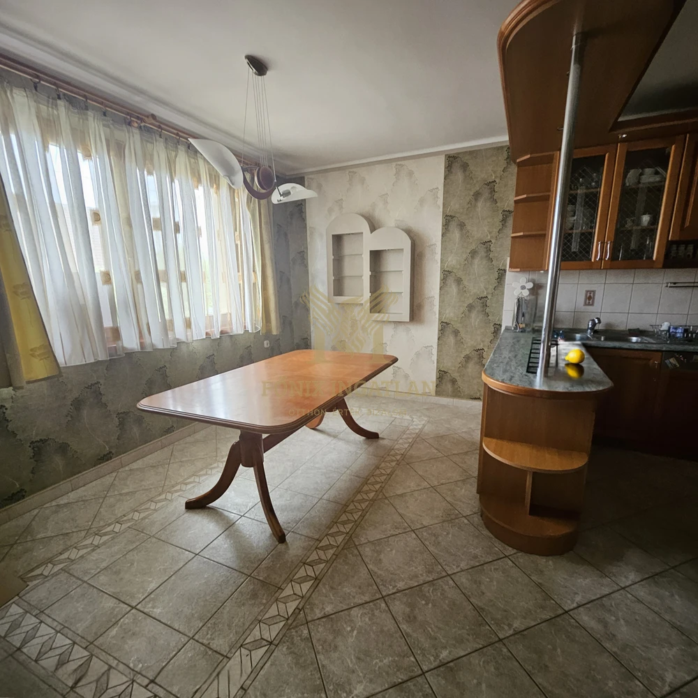 Dabasi Családi ház Wellness részleggel