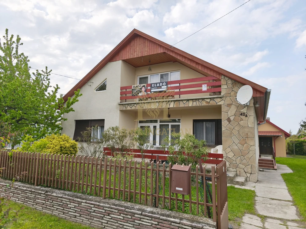 Sokoldalúan hasznosítható családi ház, apartmanház