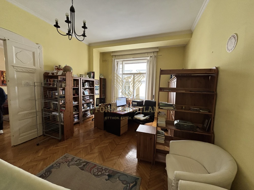  3 szobás ritkaság a  Belgrád rakparton