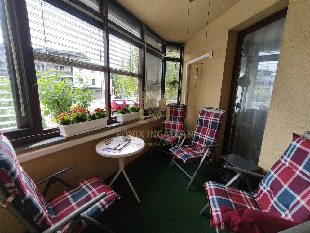 Földszinti, erkélyes lakás Keszthely szívében