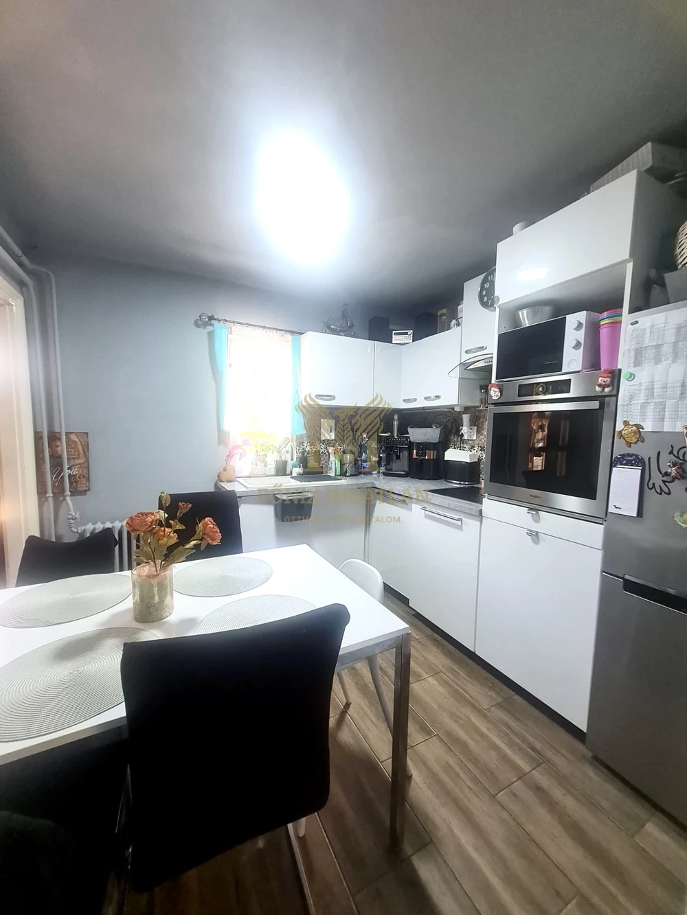 MINIBIRTOK DABAS, GYÓN VÁROSKÖZPONTBAN ELADÓ!