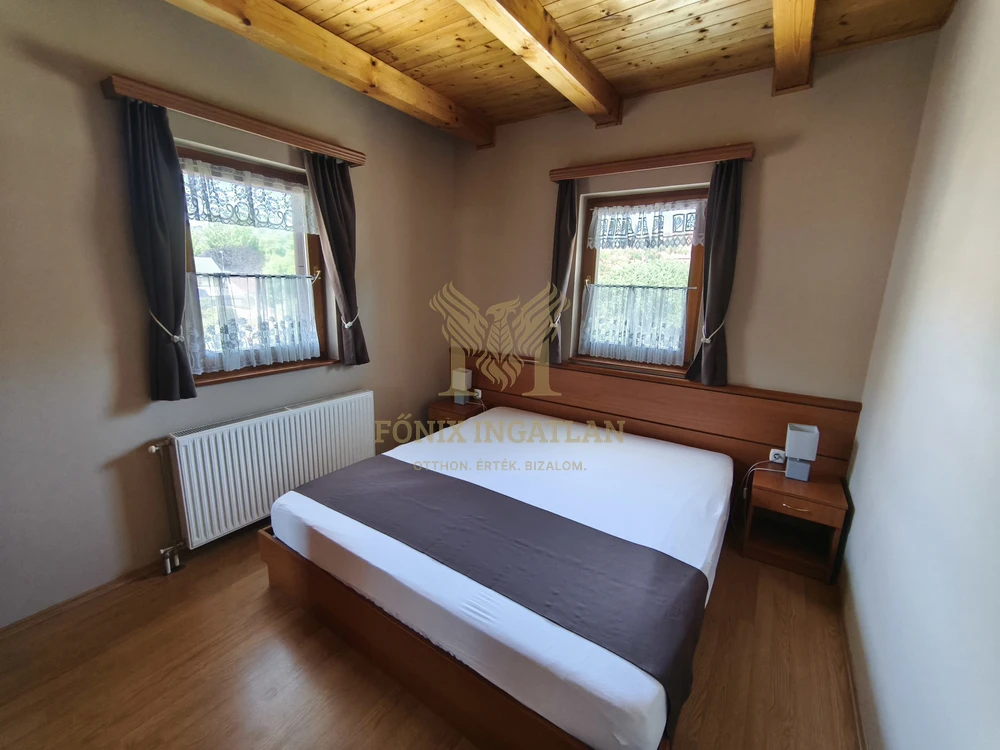 Eladó Stílusos Apartmanház a Balaton Szívében – Kivételes Lehetőség Befektetőknek!