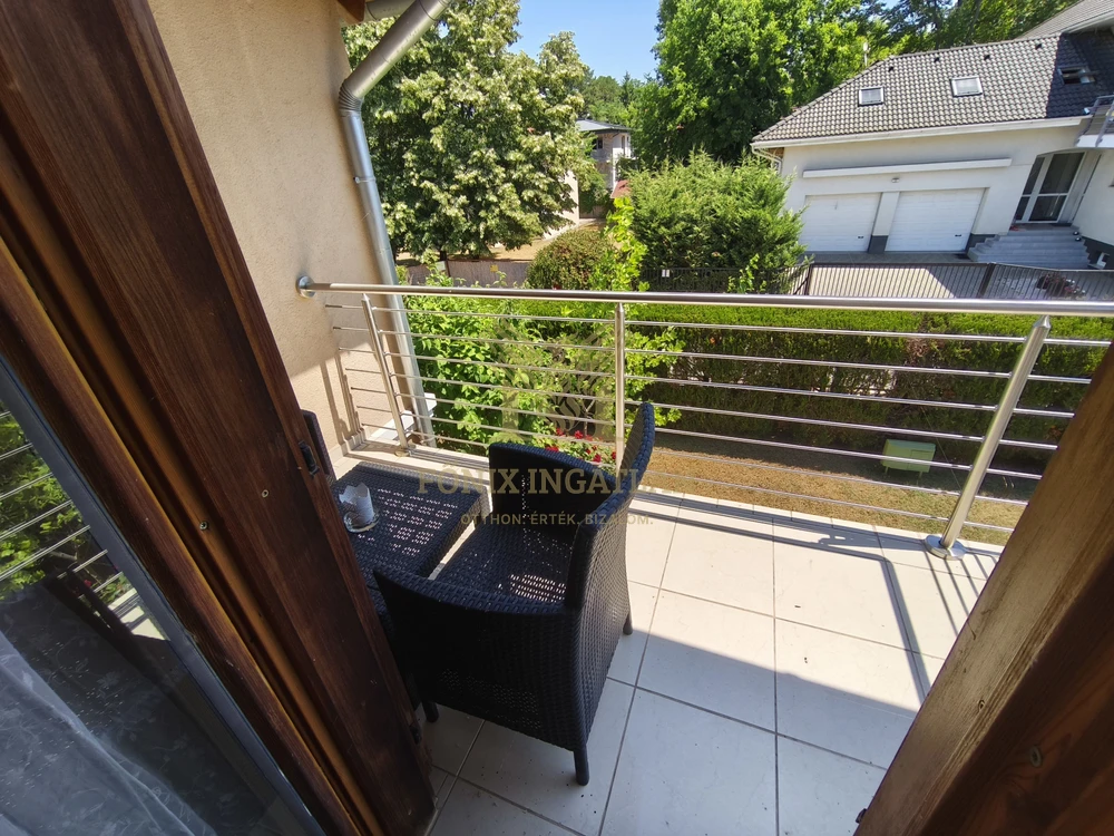 Eladó Stílusos Apartmanház a Balaton Szívében – Kivételes Lehetőség Befektetőknek!