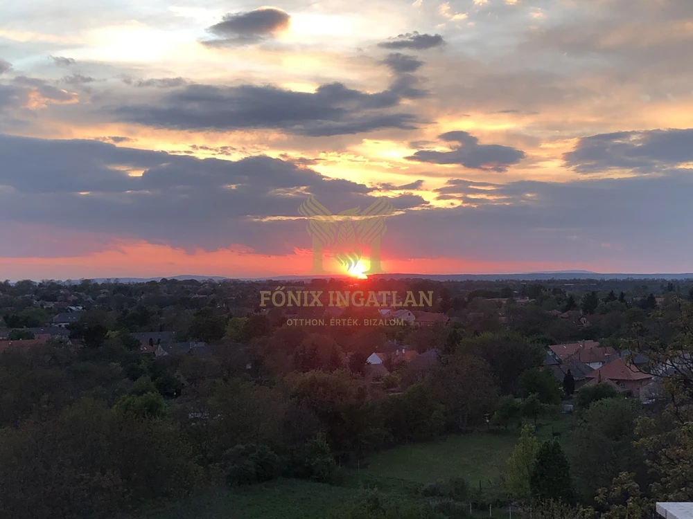 Ritkaság Pátyon eladóvá vált a TÜNDÉRLAK