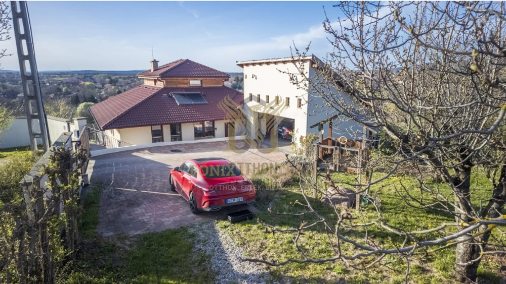 Ritkaság Pátyon eladóvá vált a TÜNDÉRLAK