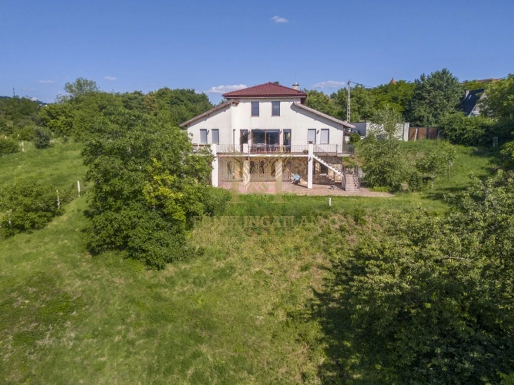 Ritkaság Pátyon eladóvá vált a TÜNDÉRLAK