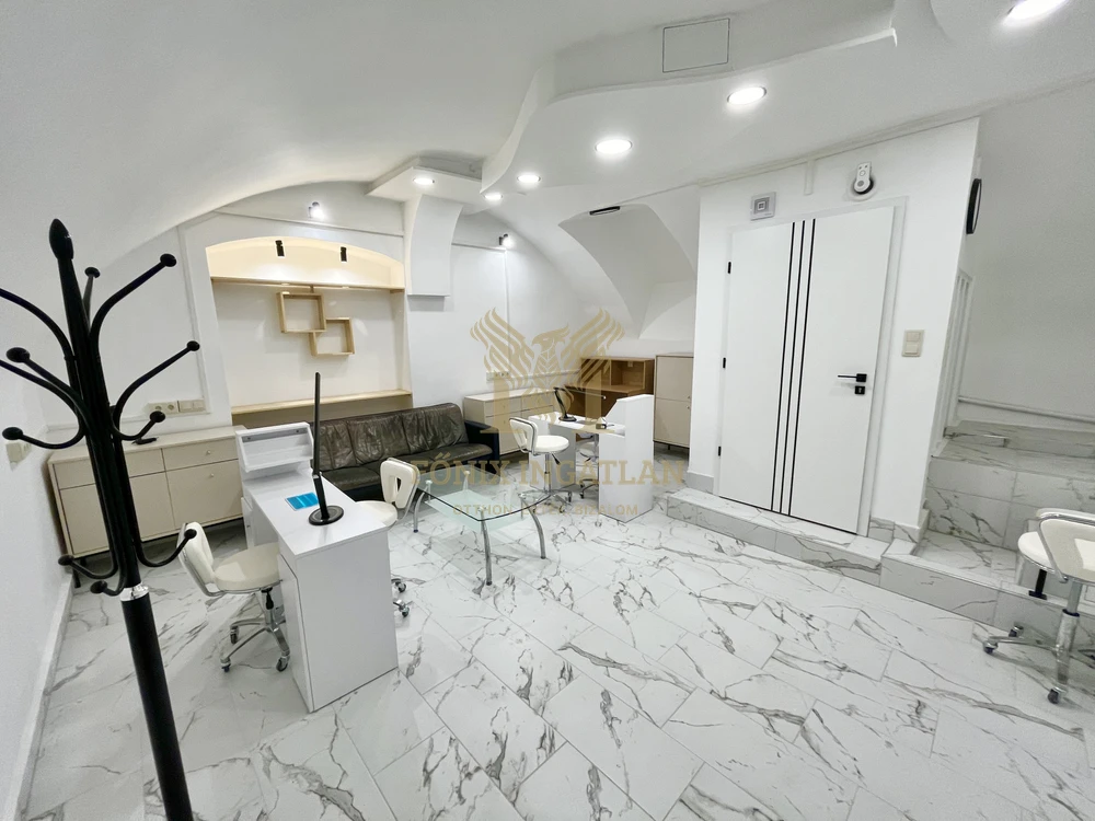 9 székes szépségszalon KIADÓ Debrecen belvárosának peremén!