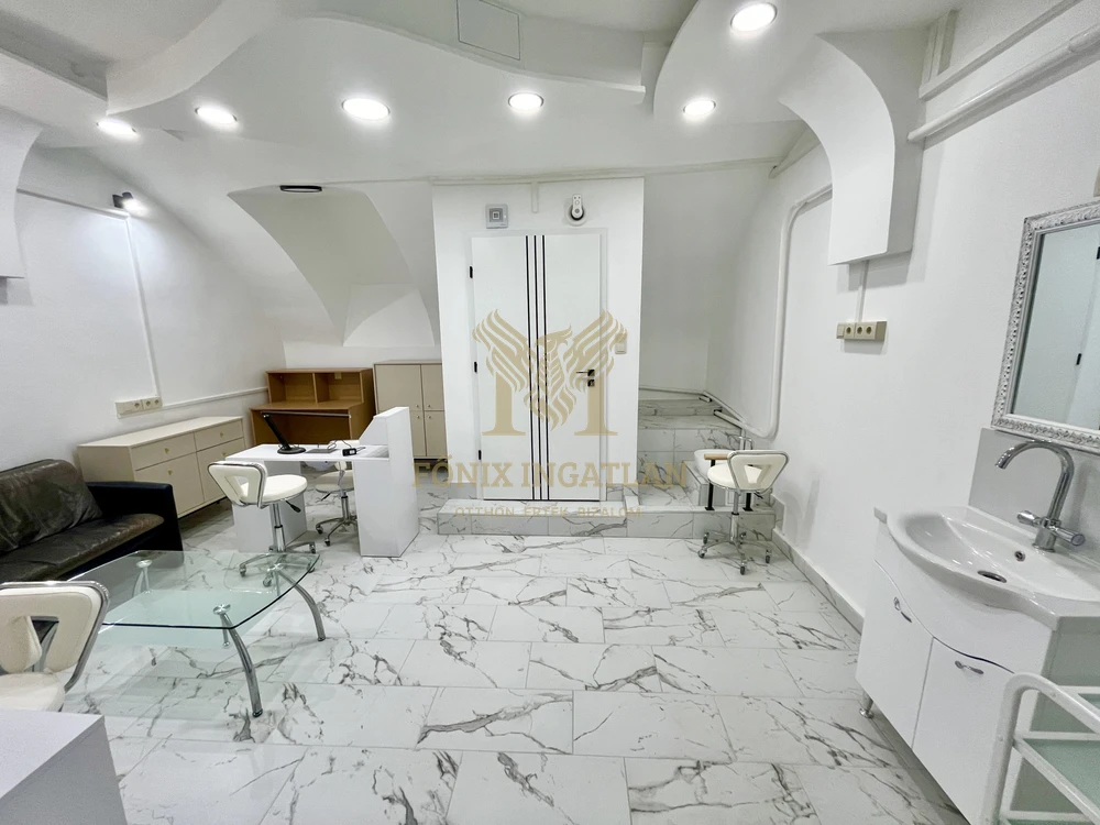 9 székes szépségszalon KIADÓ Debrecen belvárosának peremén!