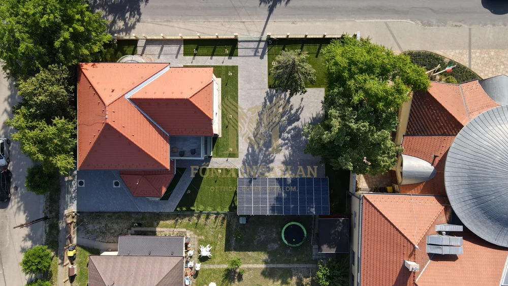 Ízlésesen felújított vendégház Fonyód szívében