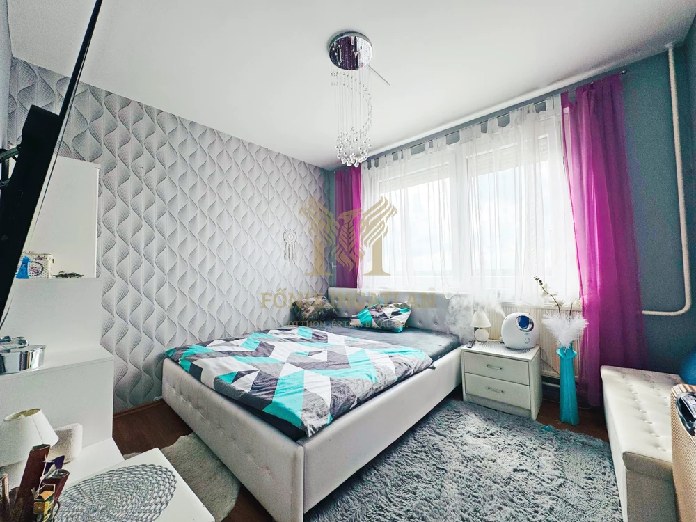 Ízléses Derék utcai lakás eladó!