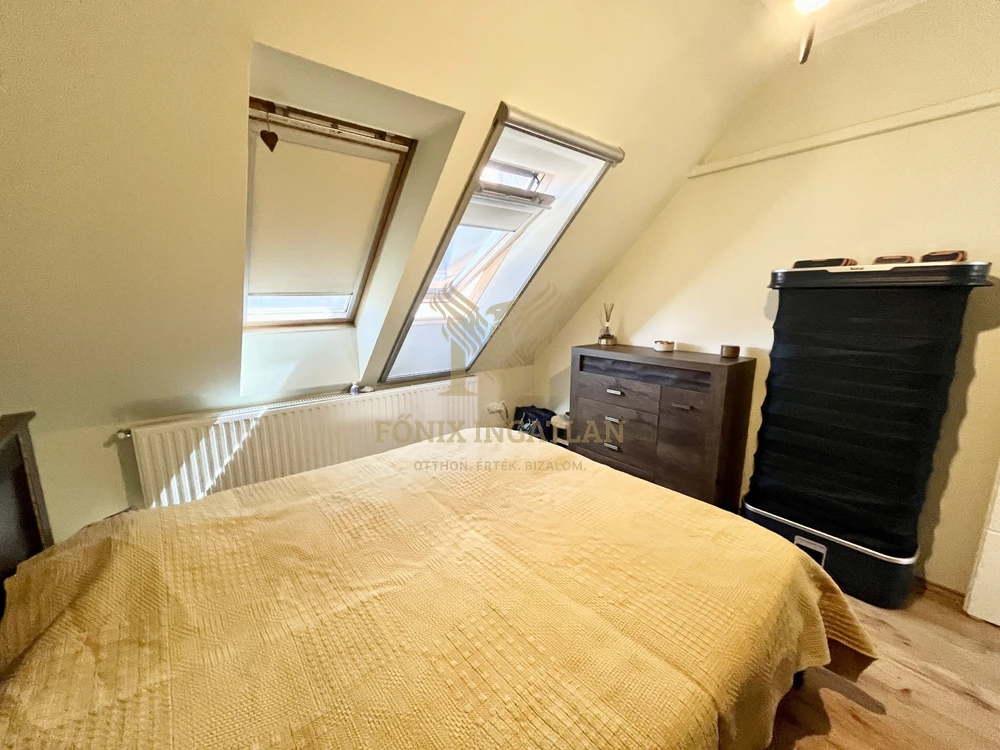 Óvárosi nyugalom 65 nm-en – teljes berendezéssel is eladó