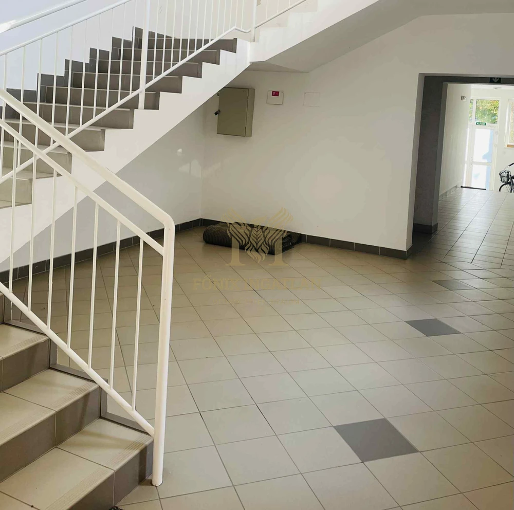 Óvárosi nyugalom 65 nm-en – teljes berendezéssel is eladó