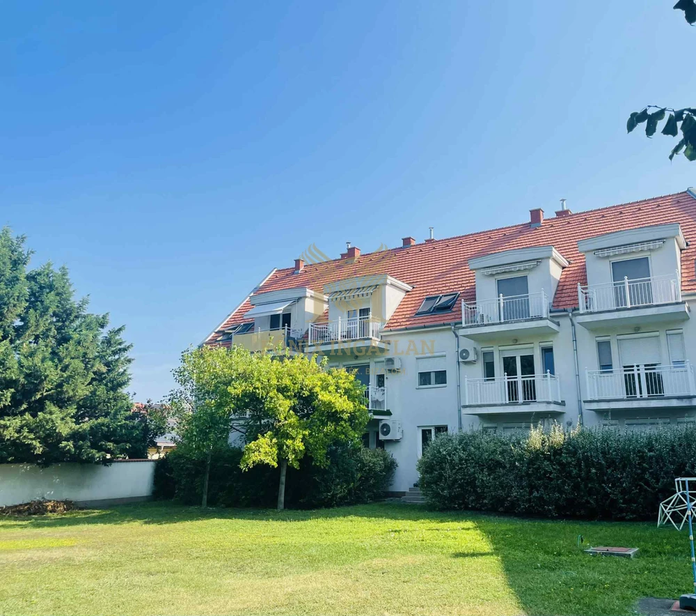 Óvárosi nyugalom 65 nm-en – teljes berendezéssel is eladó