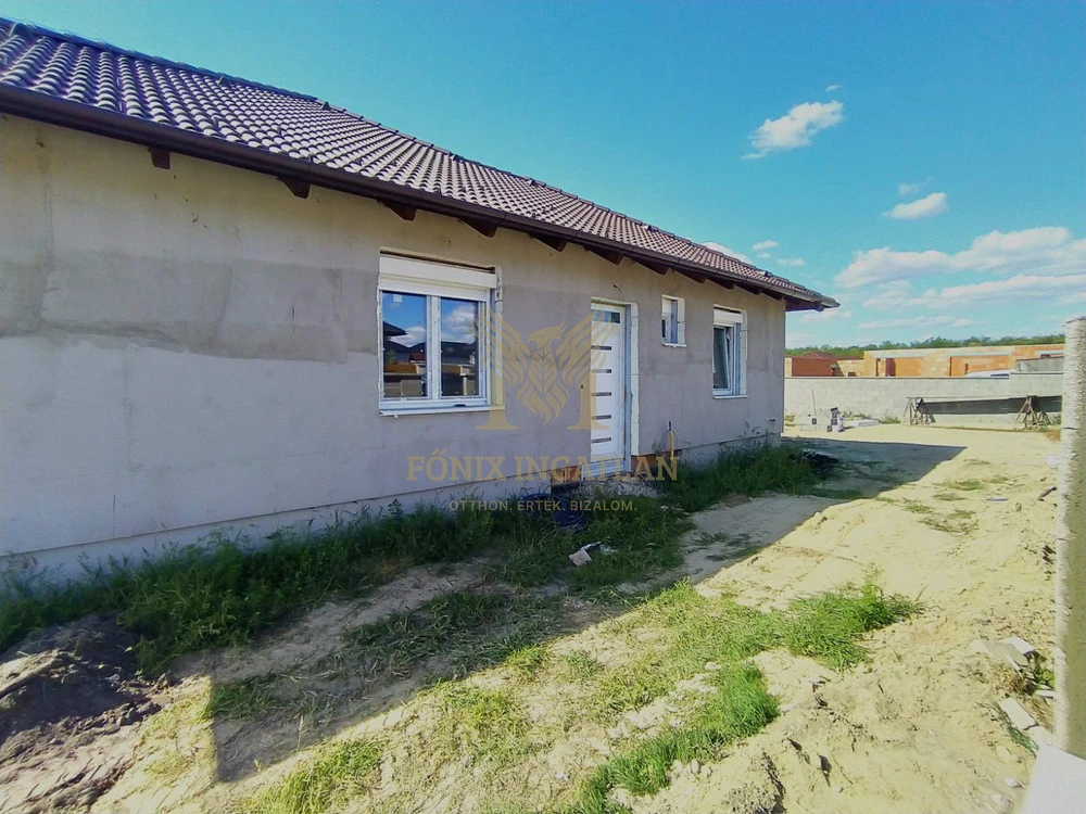 Prémium ikerházfél Vácrátóton 2025-ös átadással