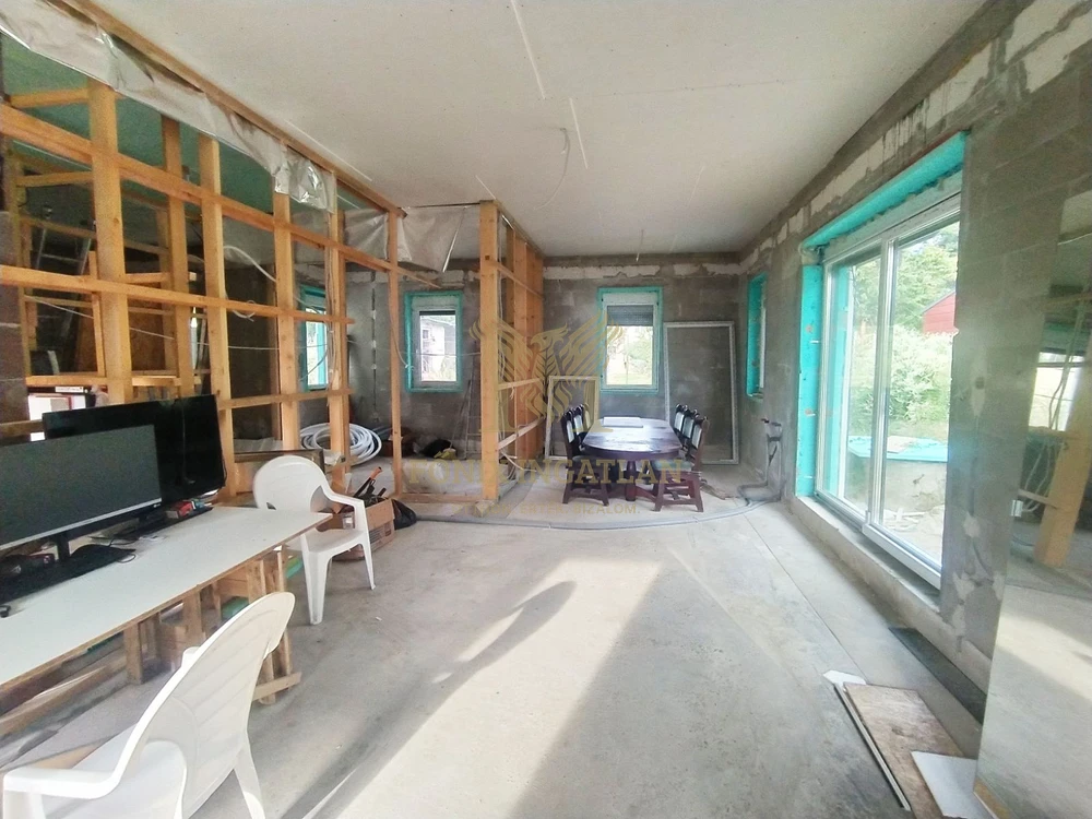 Eladó új építésű ház Göd, Nevelek részén – modern, energiatakarékos otthon!