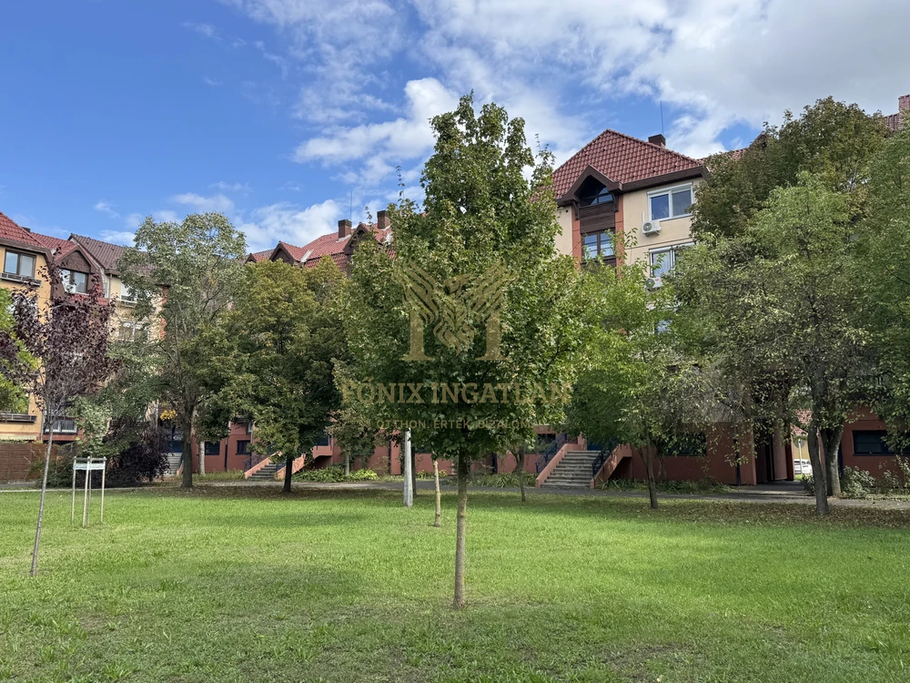 Modern és ízléses tócóvölgyi lakás eladó!