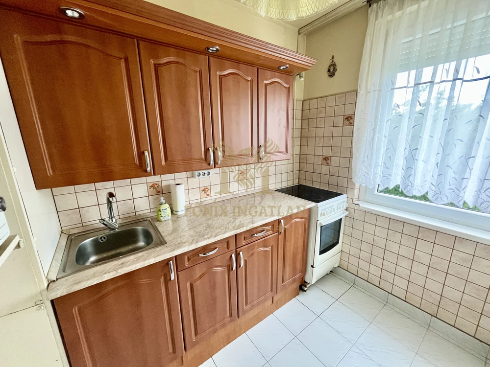 Eladó 3 szobás, erkélyes lakás Debrecen-Újkertben, a Malompark közelében!