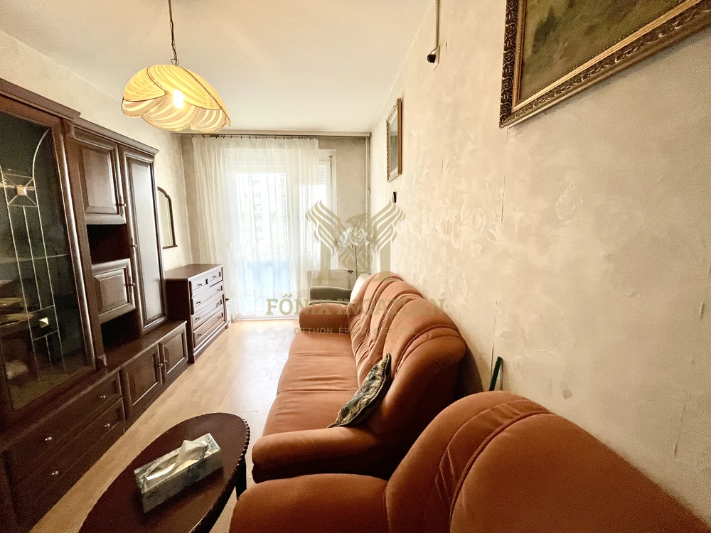 Eladó 3 szobás, erkélyes lakás Debrecen-Újkertben, a Malompark közelében!