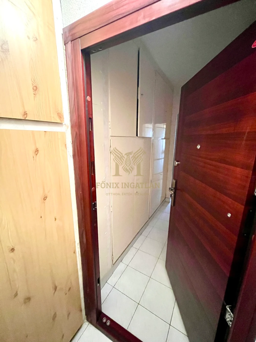 Eladó 3 szobás, erkélyes lakás Debrecen-Újkertben, a Malompark közelében!