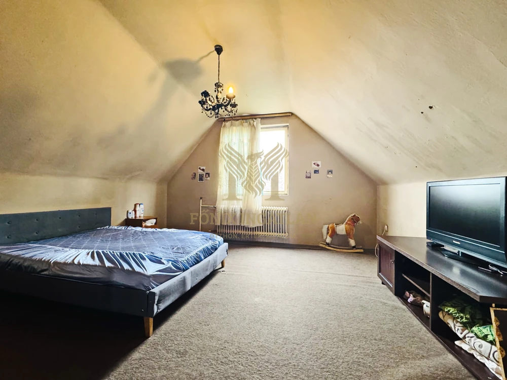 Felújítandó 2 szintes ház alkuképesen eladó!