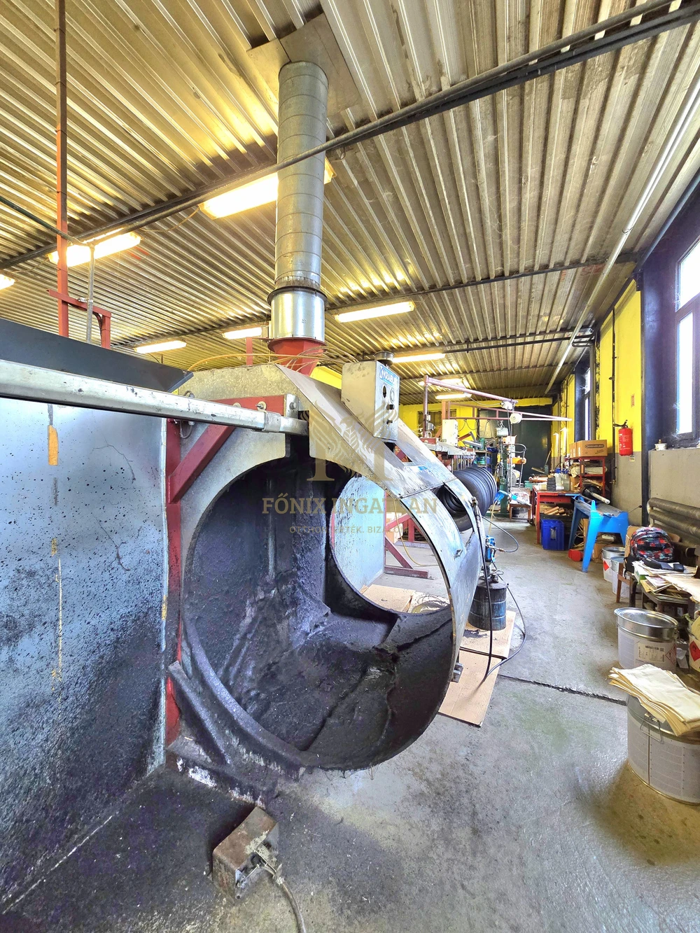 Eladó teher- és személygépjármű gumiabroncs futózású üzem teljes gépészettel és felszereltséggel!