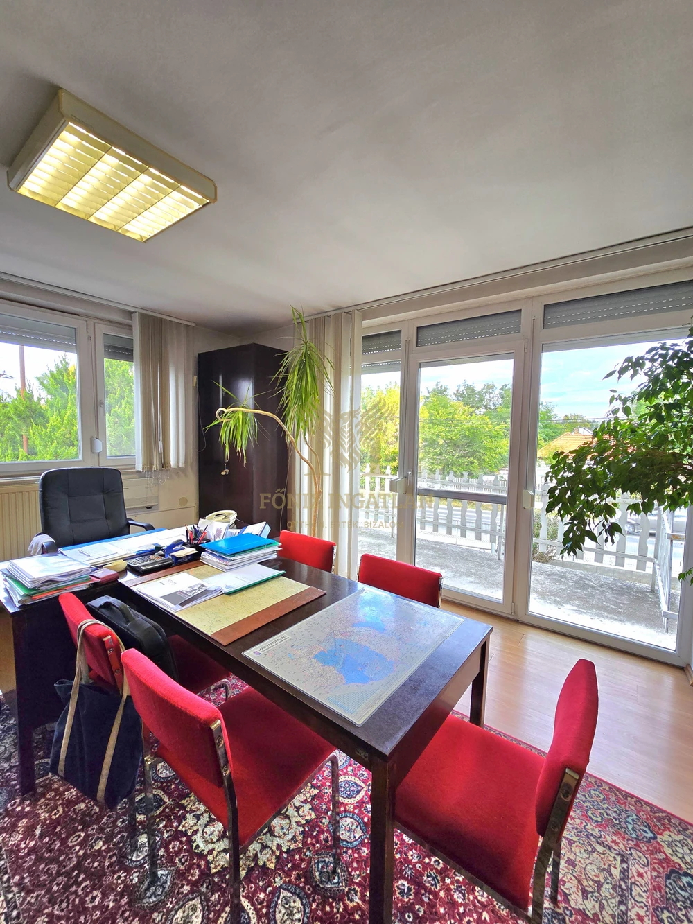 Eladó teher- és személygépjármű gumiabroncs futózású üzem teljes gépészettel és felszereltséggel!