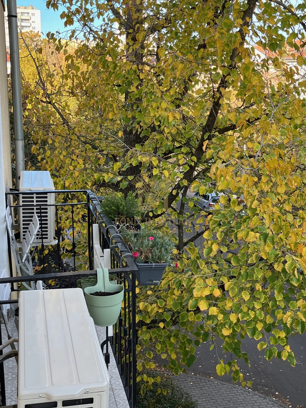 Kihagyhatatlan lehetőség! Teljeskörűen felújított, erkélyes lakás a XI. kerület kedvelt részén