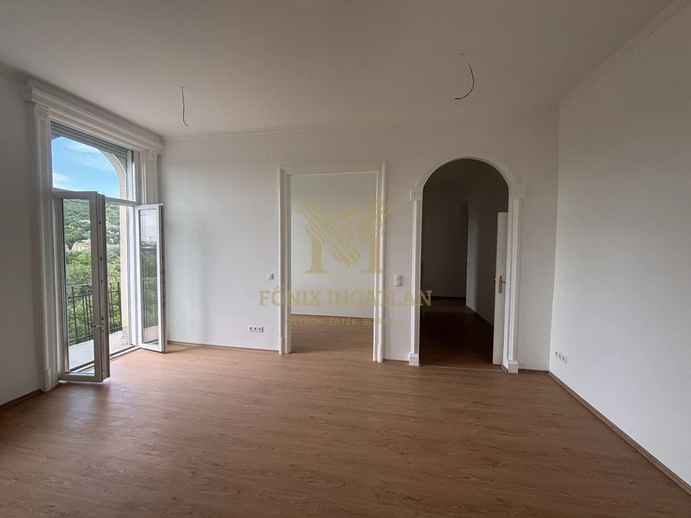 Kiadó IRODA csodálatos PANORÁMÁVAL a  II. kerületben