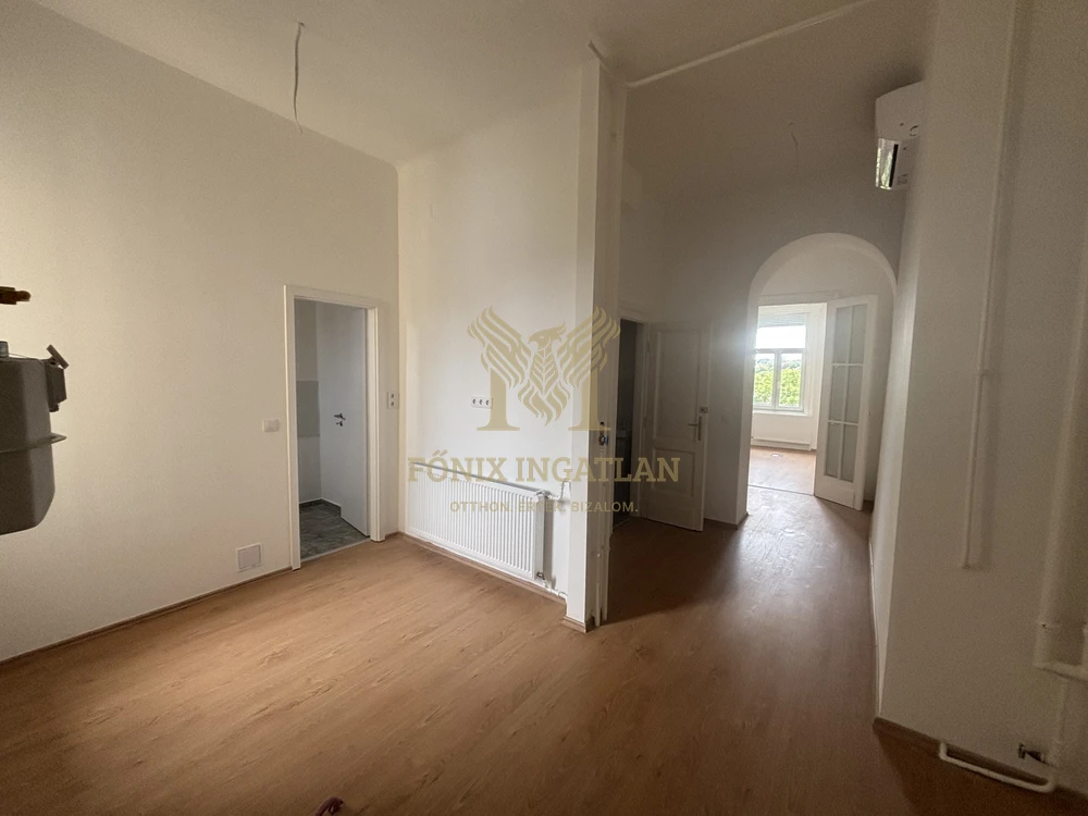 Kiadó IRODA csodálatos PANORÁMÁVAL a  II. kerületben