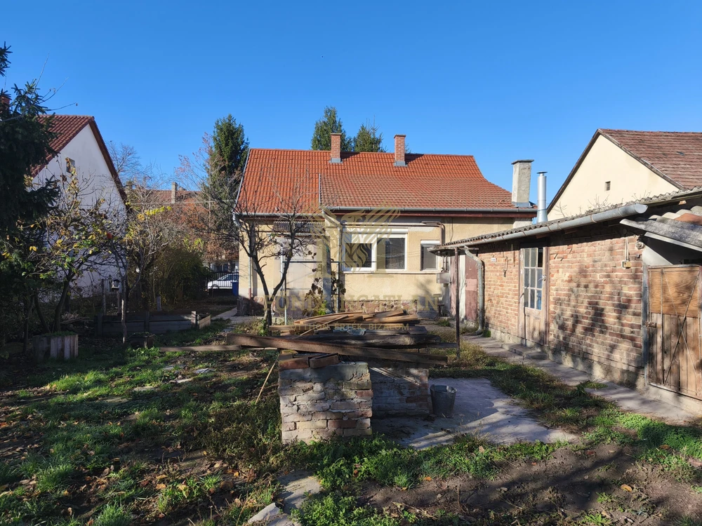 Eladó családi ház Kaposváron, Cser városrészben