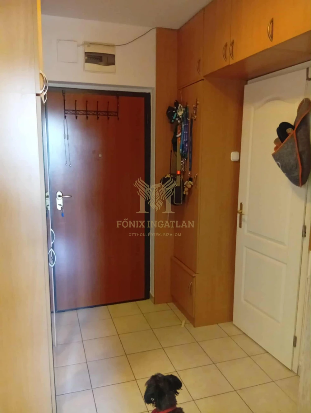 Eladó lakás beépíthető tetőtérrel és saját parkolókkal a XV. kerületben Újpest határában