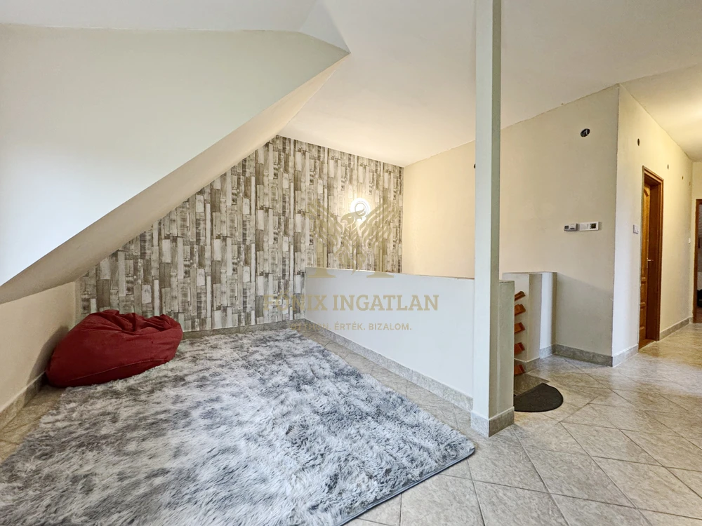 Sámsonkerti 4 hálós ikerház eladó!