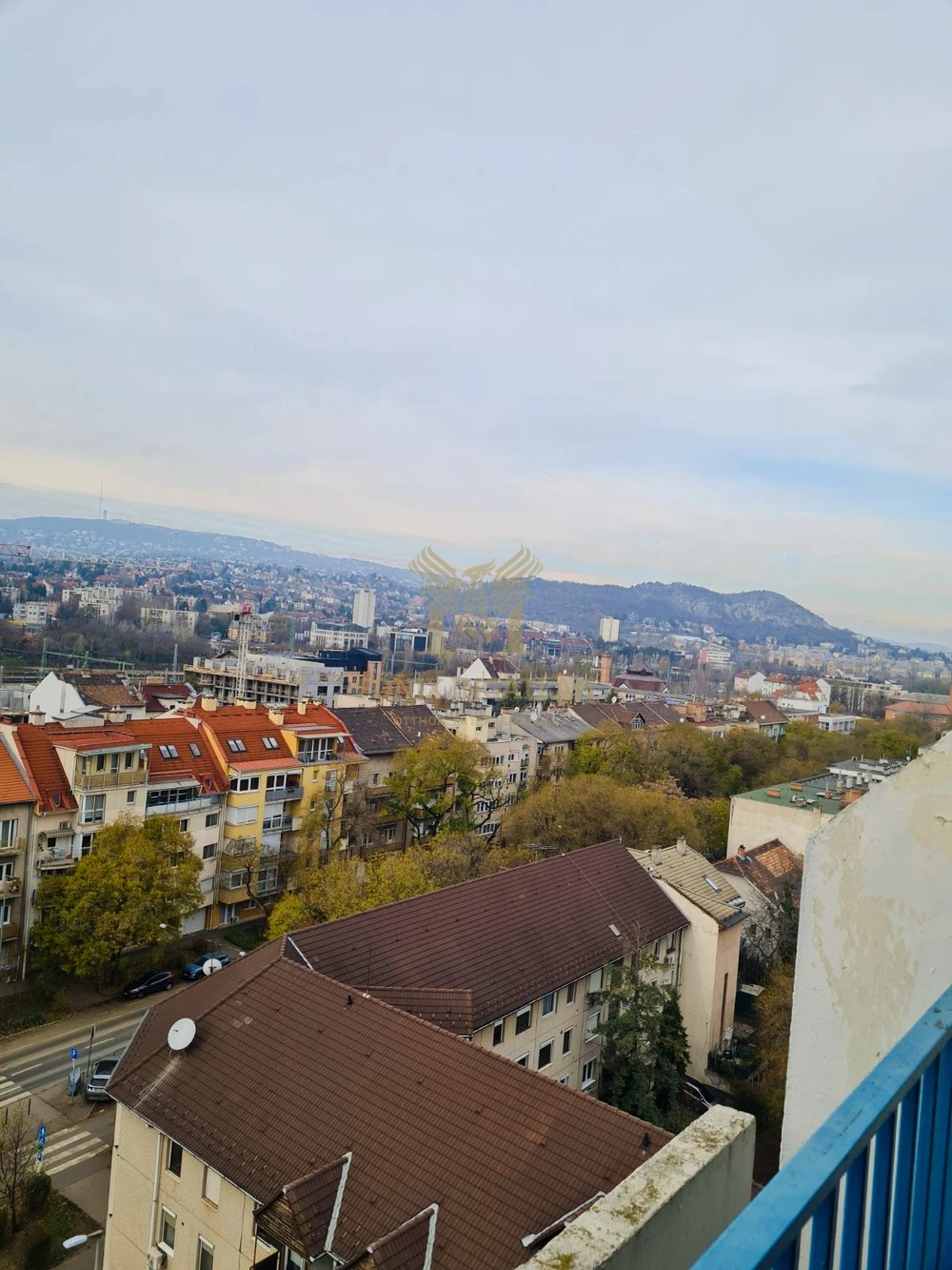 KELENFÖLDI, GELLÉRT-HEGYRE NÉZŐ ÖRÖKPANORÁMÁS LAKÁS ELADÓ!