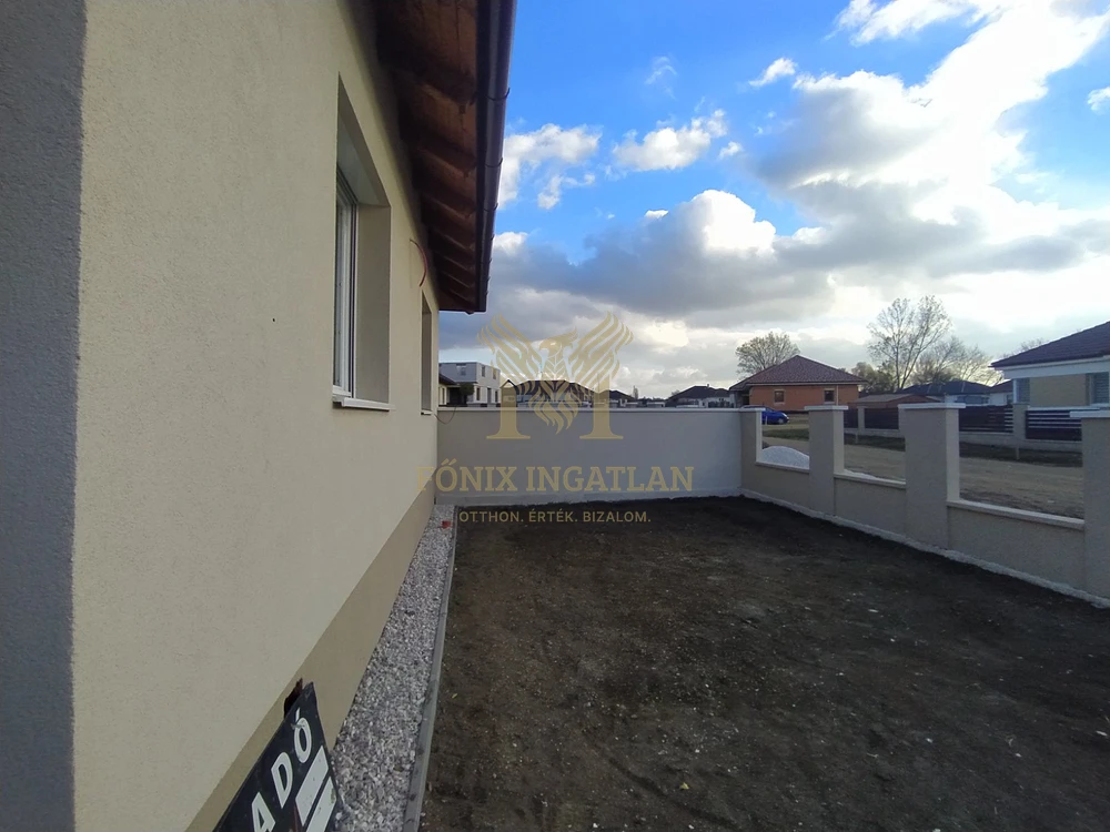 Prémium ikerházfél Vácrátóton 2025-ös átadással