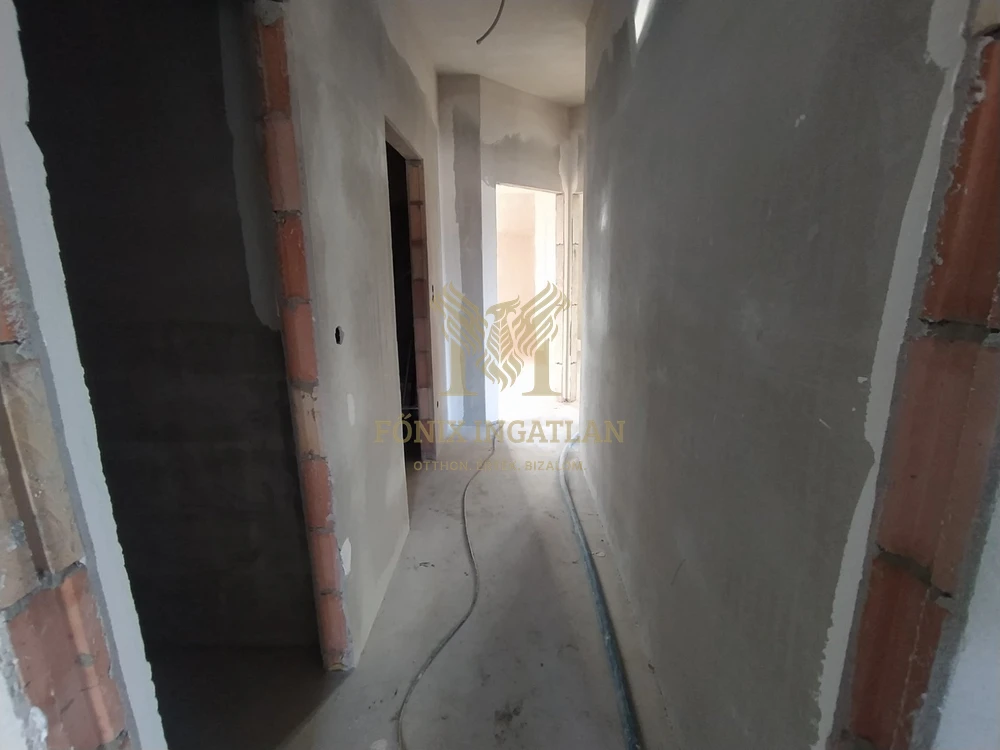 Prémium ikerházfél Vácrátóton 2025-ös átadással