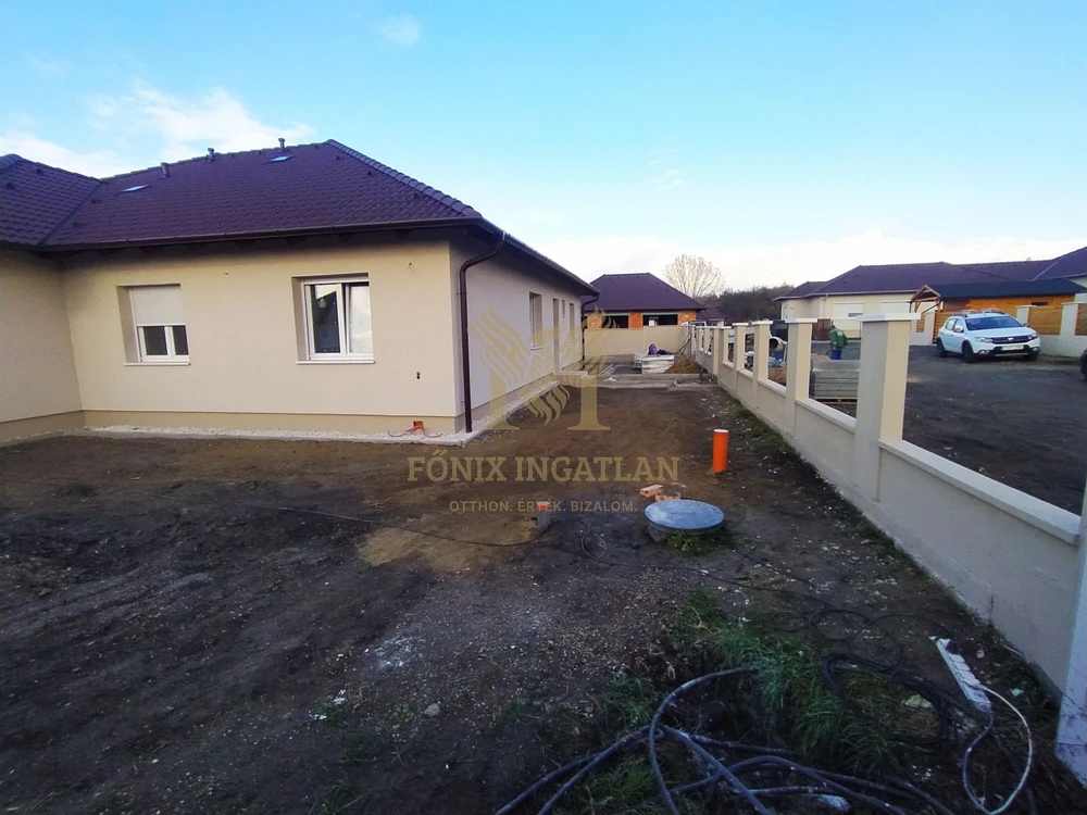 Prémium ikerházfél Vácrátóton 2025-ös átadással