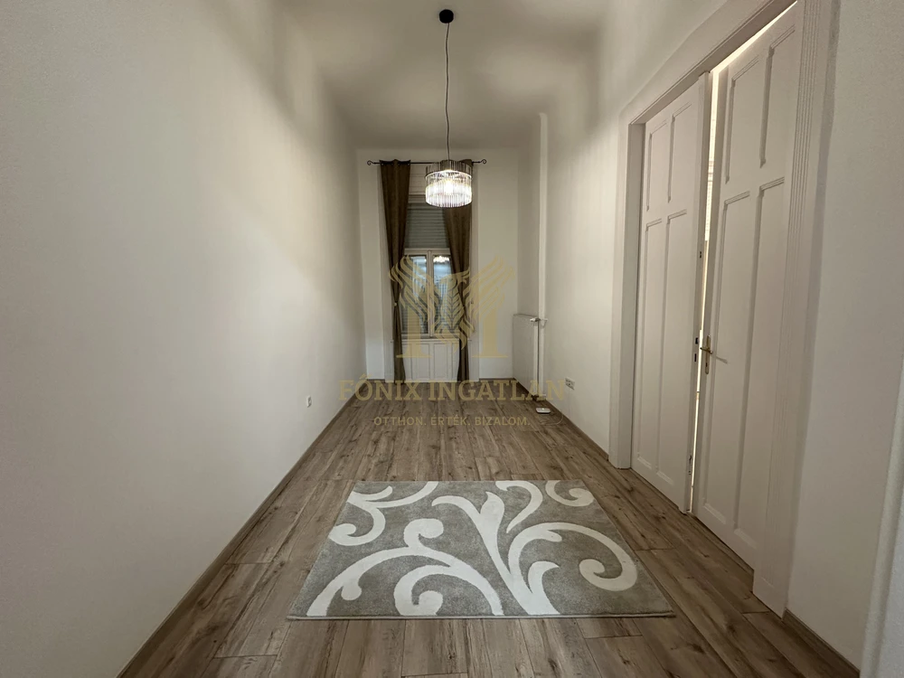 Kiváló ár-érték arányú erkélyes, felújított lakás az Ilka utcában