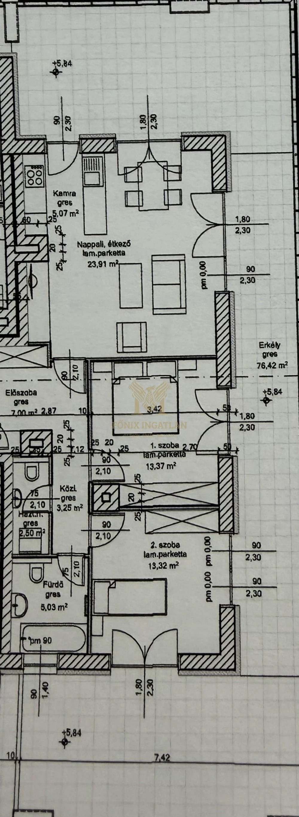 Újszerű, napelemes prémium lakás a Kastélydomb lakóparkban – panorámás kilátással!
