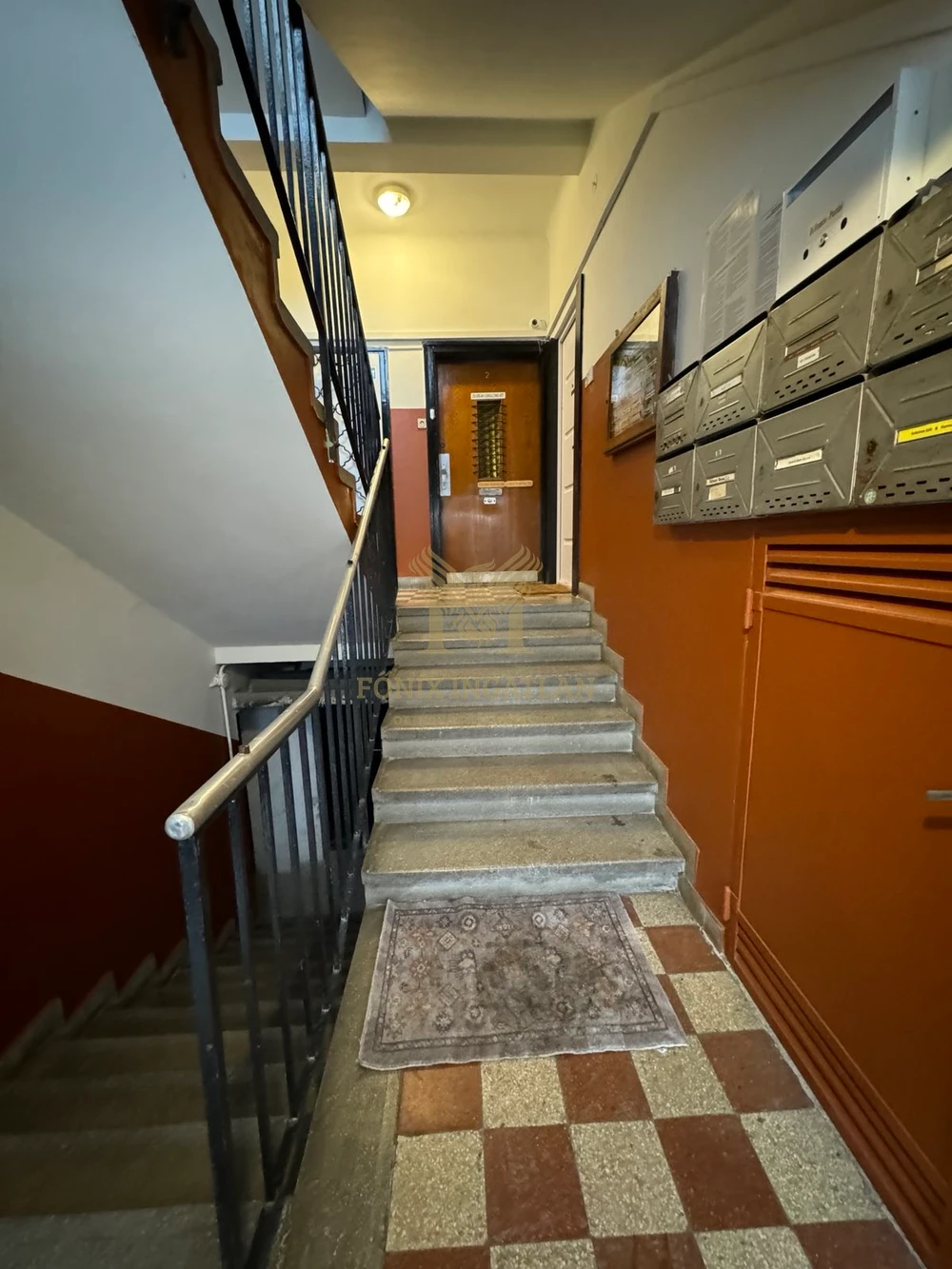 Zseniális lokációval lakás eladó a Fehérvári úton