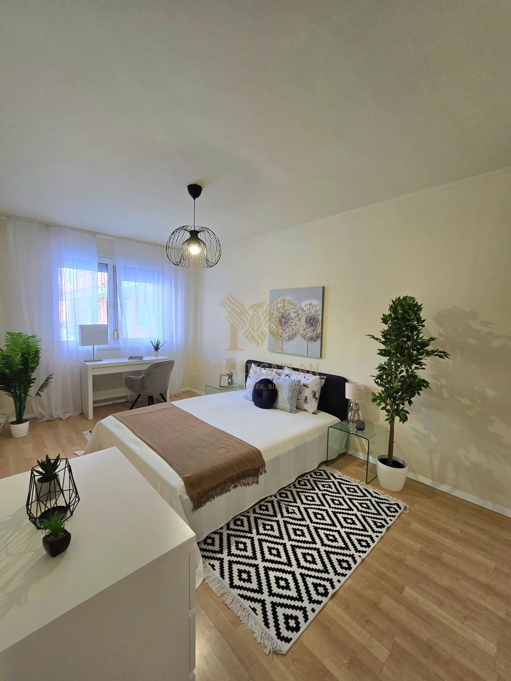 Angyalföldön, Szent László úti felújított lakás eladó