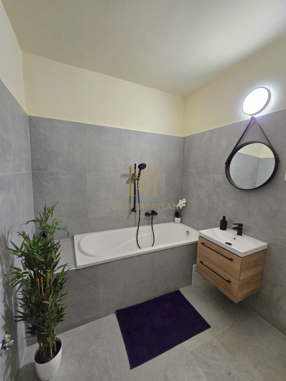 Angyalföldön, Szent László úti felújított lakás eladó