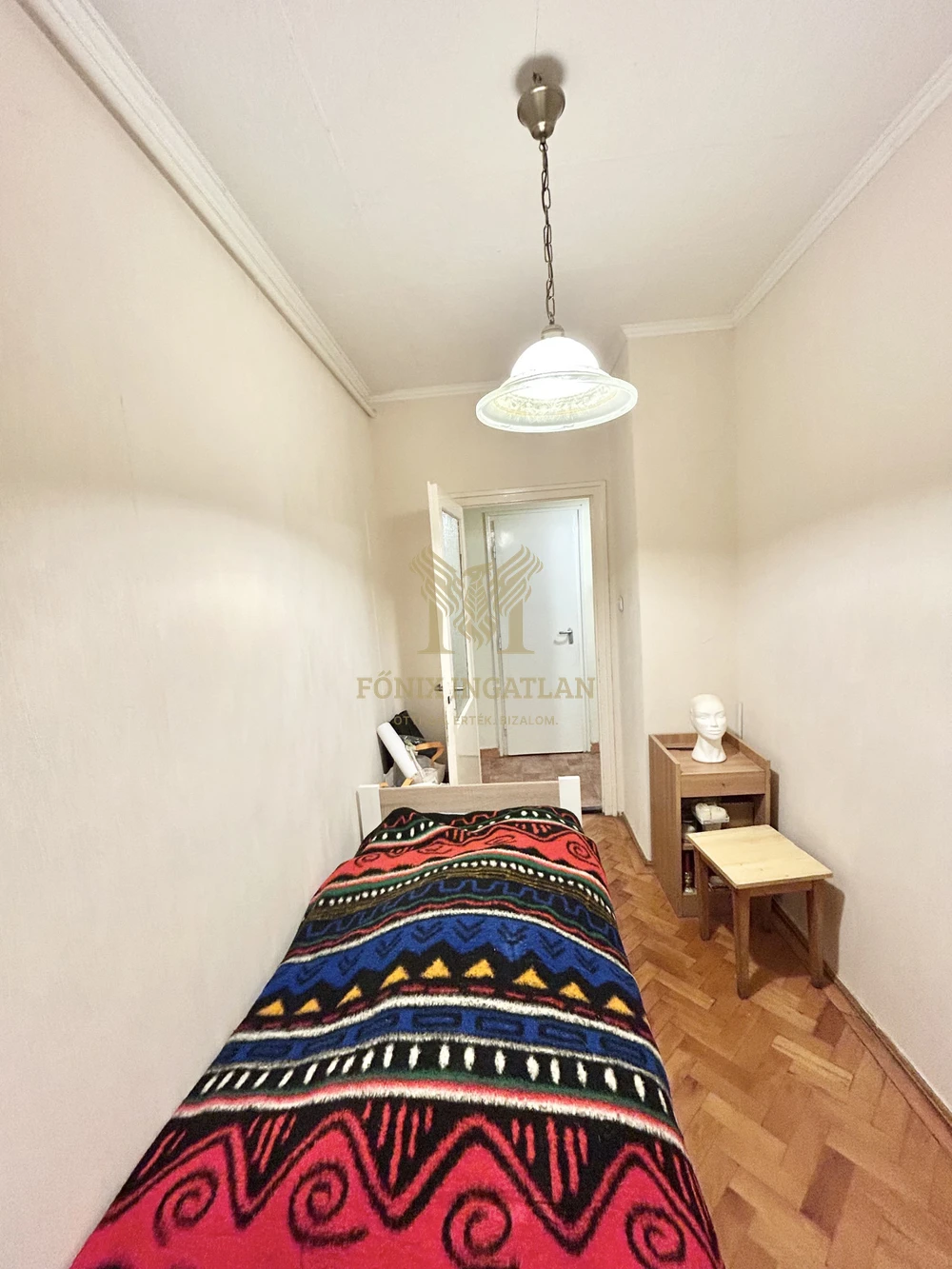Vác Alsóvárosában kiváló lokációval – hangulatos, másfél szobás lakás eladó!