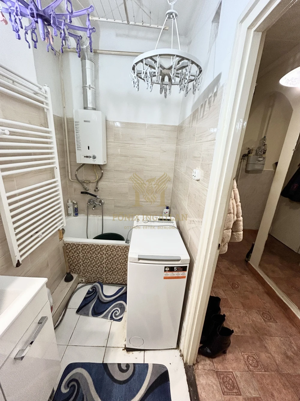 Vác Alsóvárosában kiváló lokációval – hangulatos, másfél szobás lakás eladó!