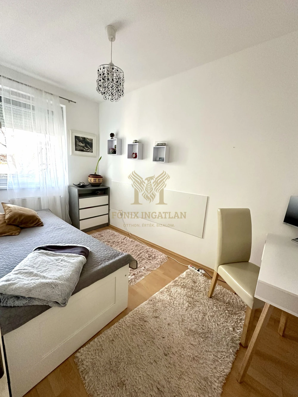 Világos, kiváló elrendezésű lakás remek lokációban – a IV. és XV. kerület határán